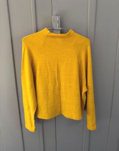 H&M sweater