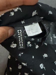 H&amp;M Floral Skirt