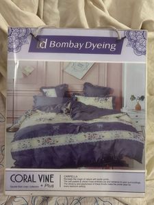 Bombay Dyeing Coral Vine Double Bed Sheet