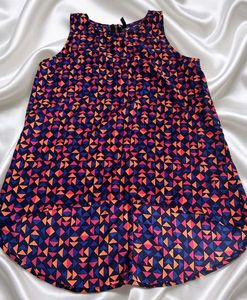 Vibrant Geometric Print Sleeveless Top