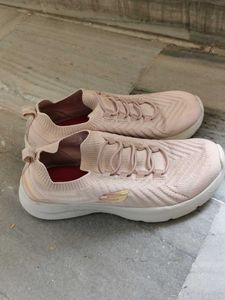 Skechers Women's Pink Sneakers