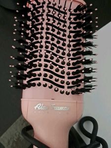 Alan Truman Hair Styler