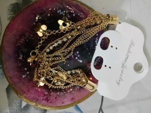 Floral Charm Gold Bracelet