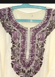 Embroidered Kashmiri kurti