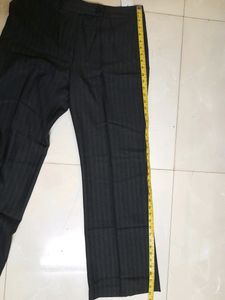 Marks & Spencer NEW Trousers (UK 16)