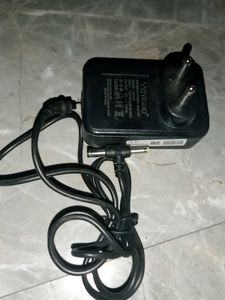Universal Power Adapter &amp; Cables
