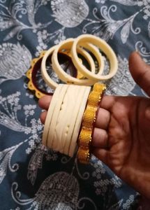 Elegant Bangle Set