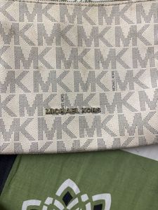 Michael Kors MK Signature Crossbody Bag