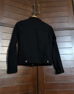 Ginger Classic Black Denim Jacket