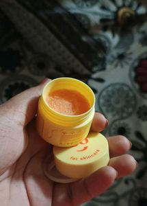 Moody Balm scrub