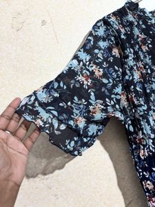 Urban.S Floral Dress 💙