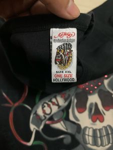 Ed Hardy "Love Kills Slowly" Graphic Tee.