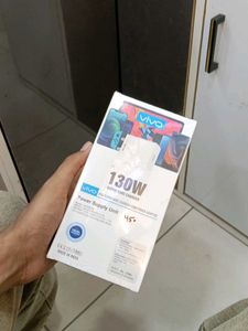 Oppo 130W SUPER VOOC CHARGER