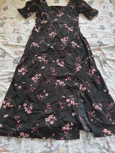 Black Floral Puff Sleeve Midi Dress