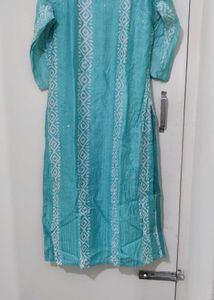 Turquoise Kurta with White Geometric Print