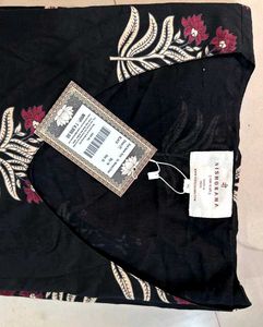 Nishorama Nury Sleeved Maxi Dress