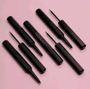HUDA BEAUTY dual Eyeliner