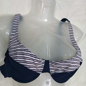 Striped🪔36B  Bikini Top