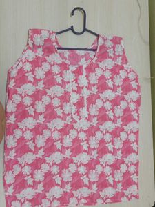 New and never wear Pink Floral Kurta