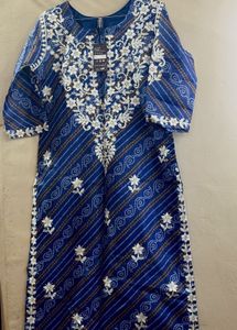 Elegant Blue Kurta with Intricate Embroidery