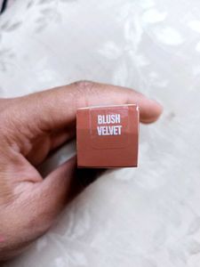 Lakme Double Duty Lip &amp; Cheek Mousse🩷
