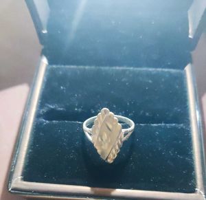 Vintage Leaf Design Ring pure silver