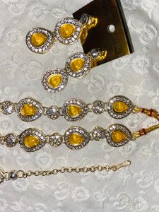 Yellow Necklace Set🌥️