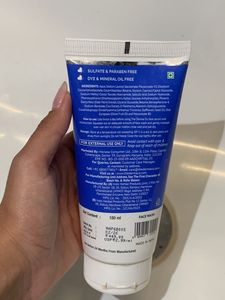 The Derma Co Face Wash