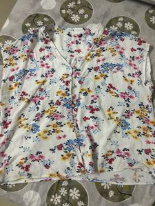 Floral Button-Up Tunic Top