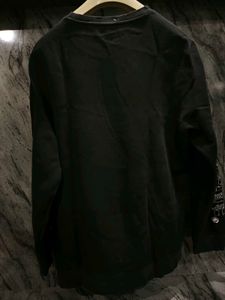 Black Crew Neck Graphic Sweatshirt