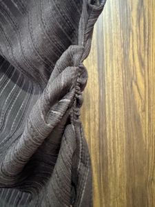 H&amp;M TEXTURED ONE-SHOULDER TOP