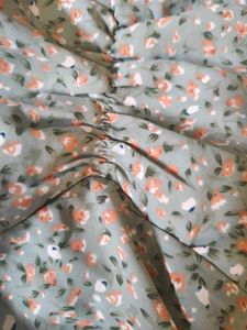 Cute Floral Ruched Tie-Front Crop Top