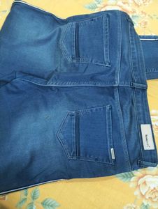 Stylish Blue Denim Jeans with Side Stripe