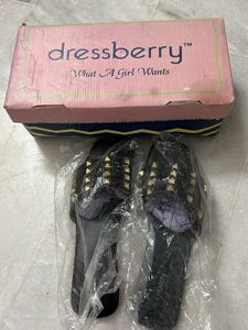 Dressberry Studded Black Slides