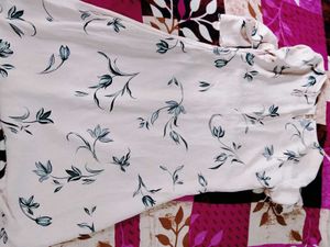 Chic Floral Print Top