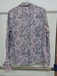 PRICE DROP ⬇️⬇️ TOMMY HILFIGER Printed Shirt
