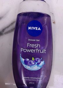 Nivea Shower Gel - Fresh Powerfruit
