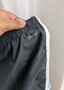 Sale! Nike shorts