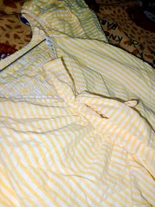 🌼 Yellow Striped Cute Tie-Up Top 🌼