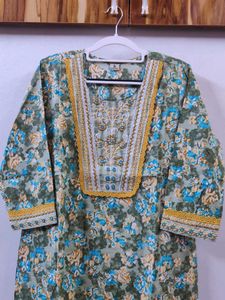 40 Size -Floral Kurta Set with Pants
