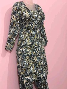 Stylish Floral Print Kurta Set