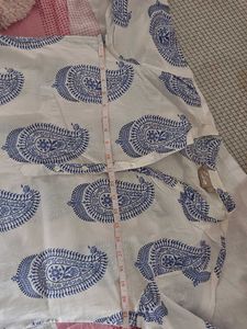 Utsa White &amp; Blue Paisley Kurta