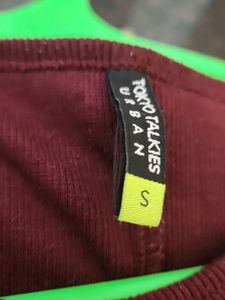 Unique Burgundy Crop Top
