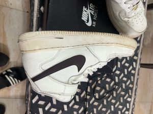 Nike Air Force 1 Mid White Sneakers