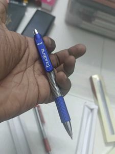 Set of 2 Spring Stylish Pens