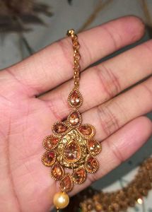 ​✨ Priyaasi Elegant Stone Jewellery Set