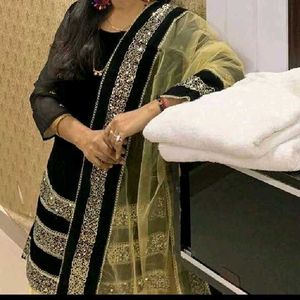 Black & Gold Kurta Set
