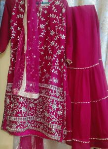 Beautiful Embroidered Kurta Set