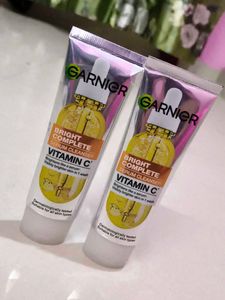 2 pack Garnier Bright Complete Vitamin C Serum Cle