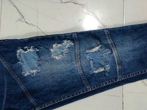 Stylish Ripped Blue Denim Jeans for Men